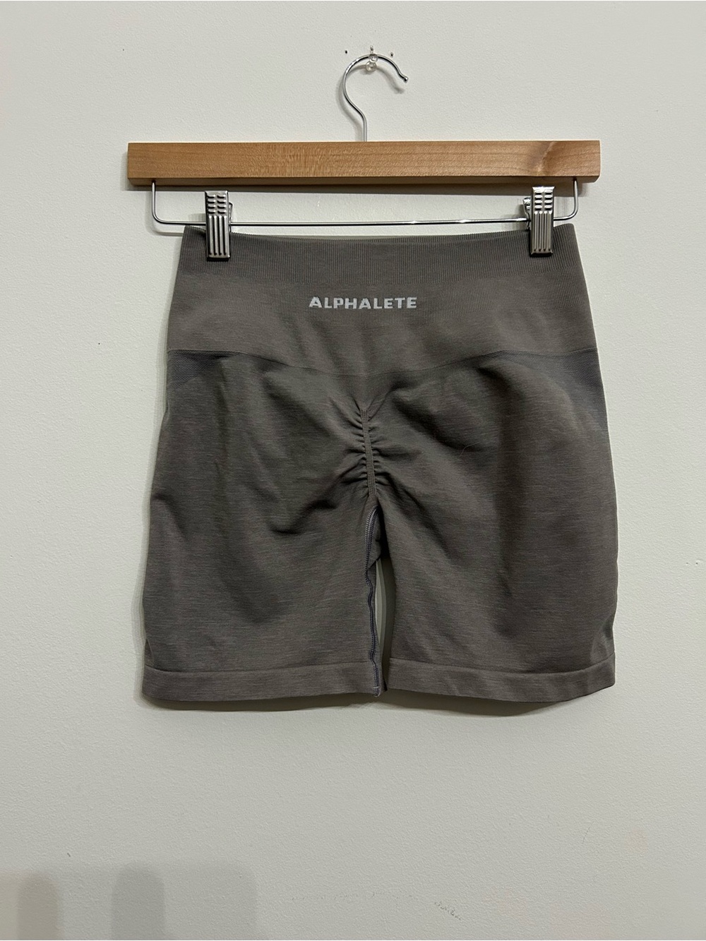 Alphalete amplify shorts